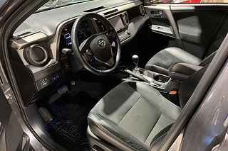 SUV Toyota RAV4 11 av 25
