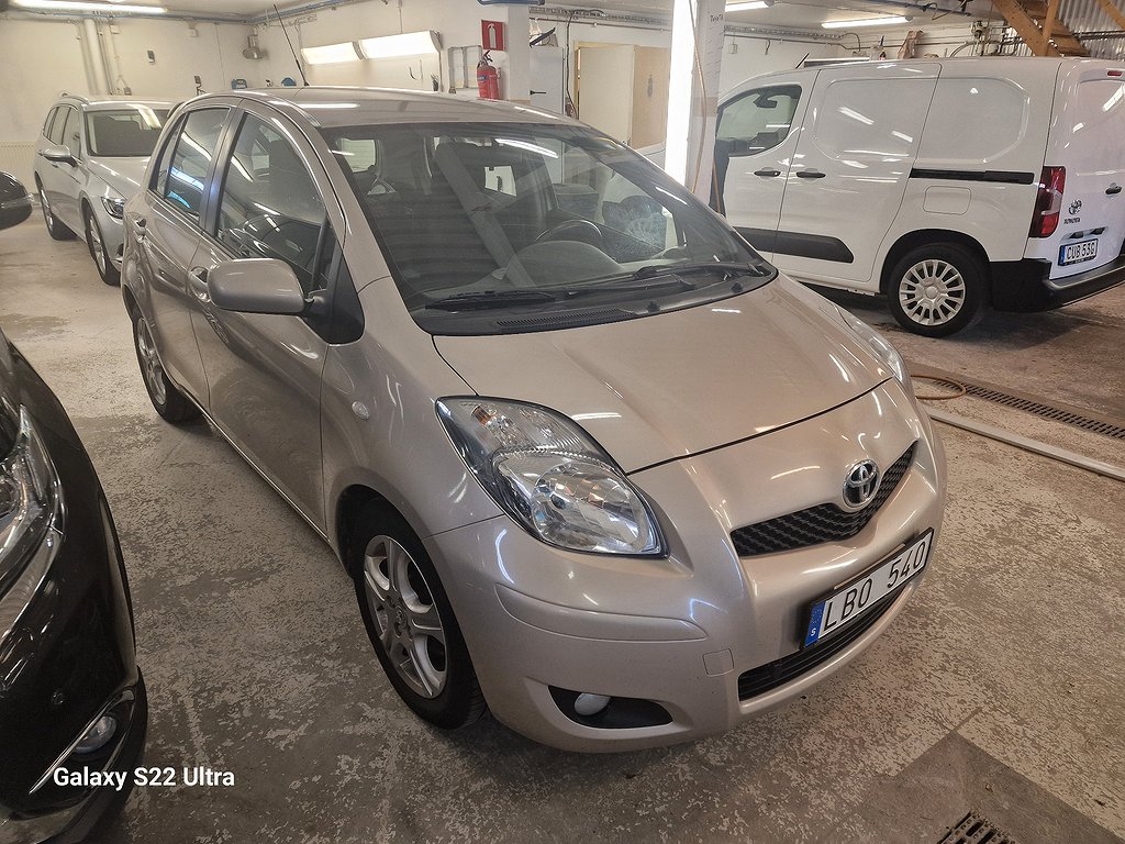 Toyota Yaris 1.33 VVT Euro 5 12900 Mil Få ägare