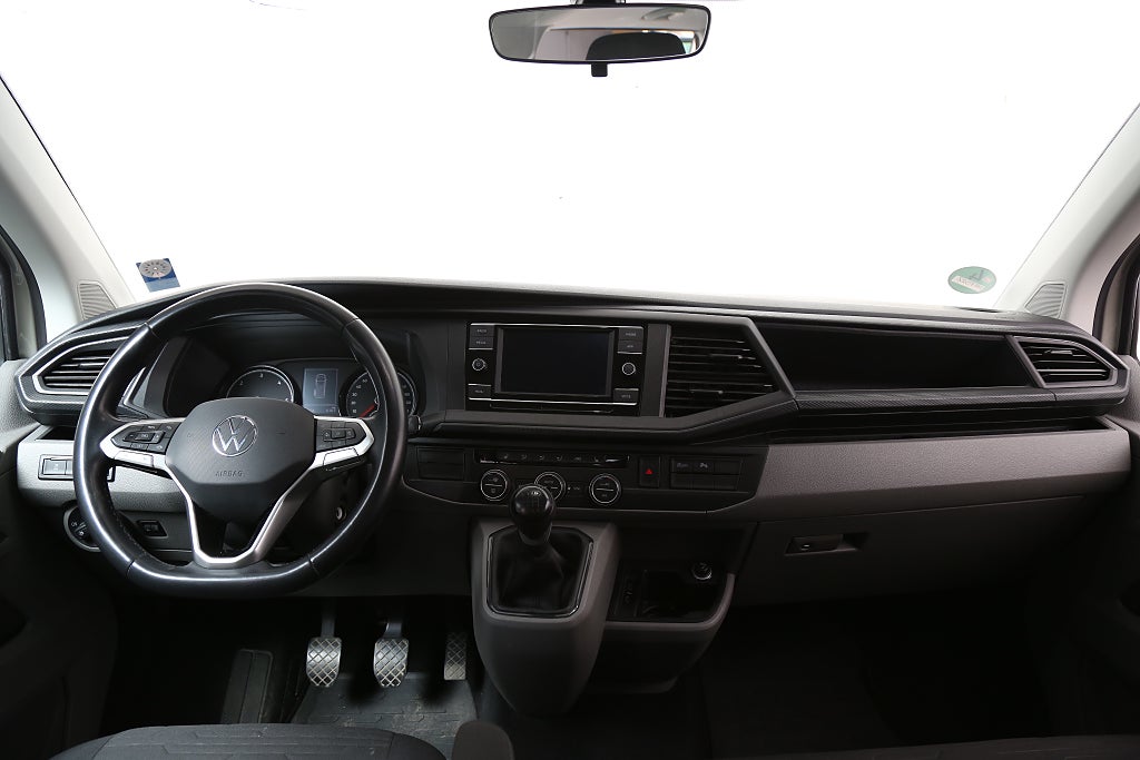 Volkswagen Caravelle 2,0 TDI Comfortline Kombi 9-sits Värmare Drag Leasbar