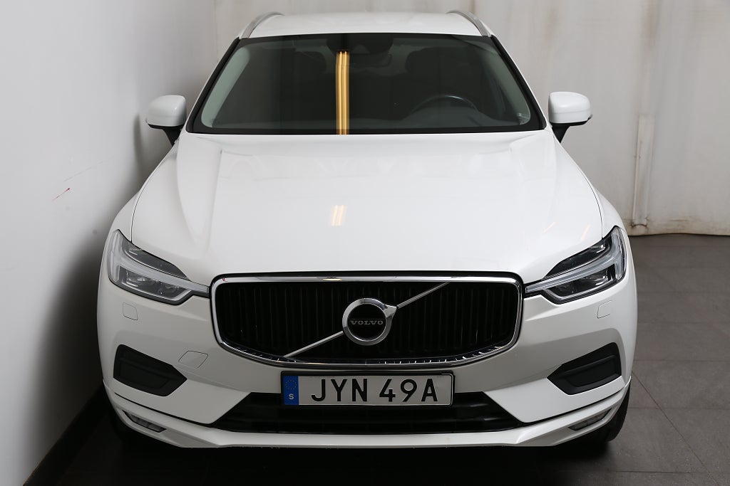 Volvo XC60 B5 Bensin 250hk Momentum Adv Se Aut Navi VOC Leasbar 2020