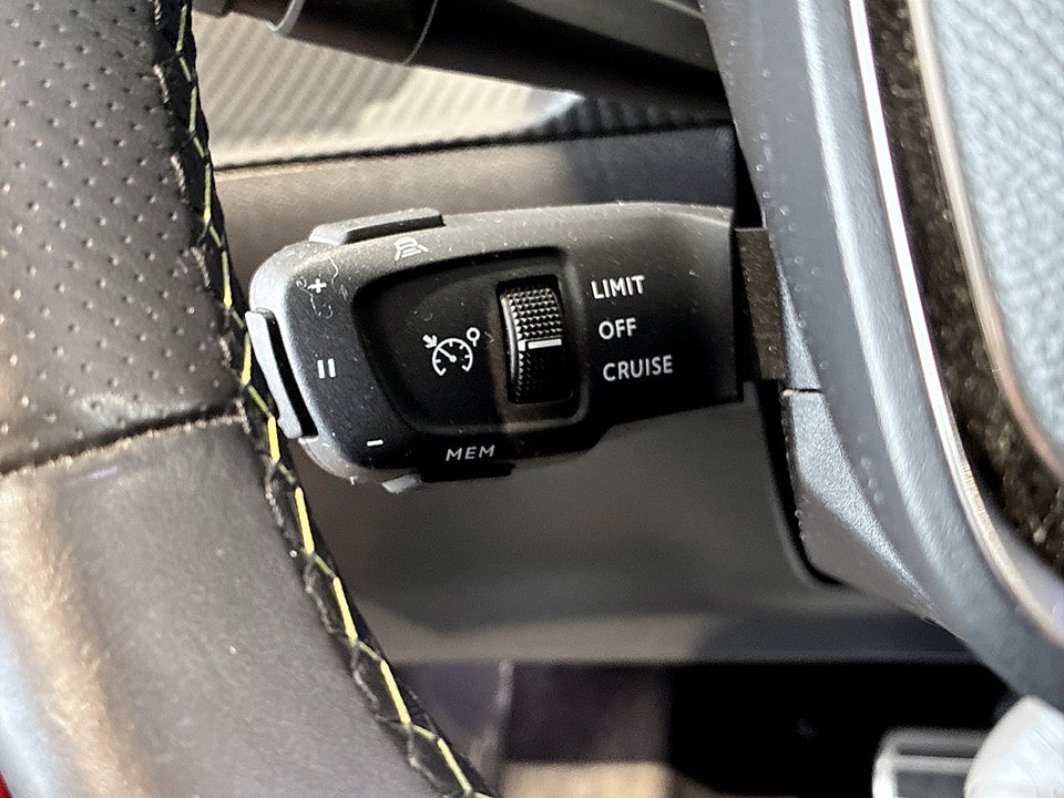 Bild på Peugeot E-208 GT Pack 50kWh 136hk Aut B-KAMERA NAVI