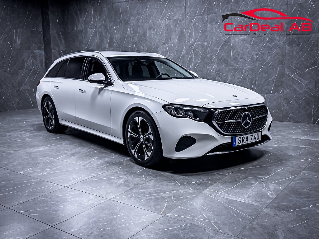 Mercedes-Benz E300 de 300 de T 9G-Tronic Avantgarde Adaptiv MOMS *SE SPEC*