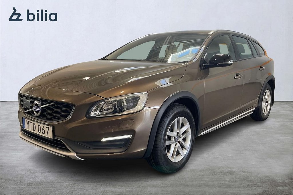 Volvo V60 Cross Country D3 Momentum BE, / Veckans Klipp / Rabattkampanj*