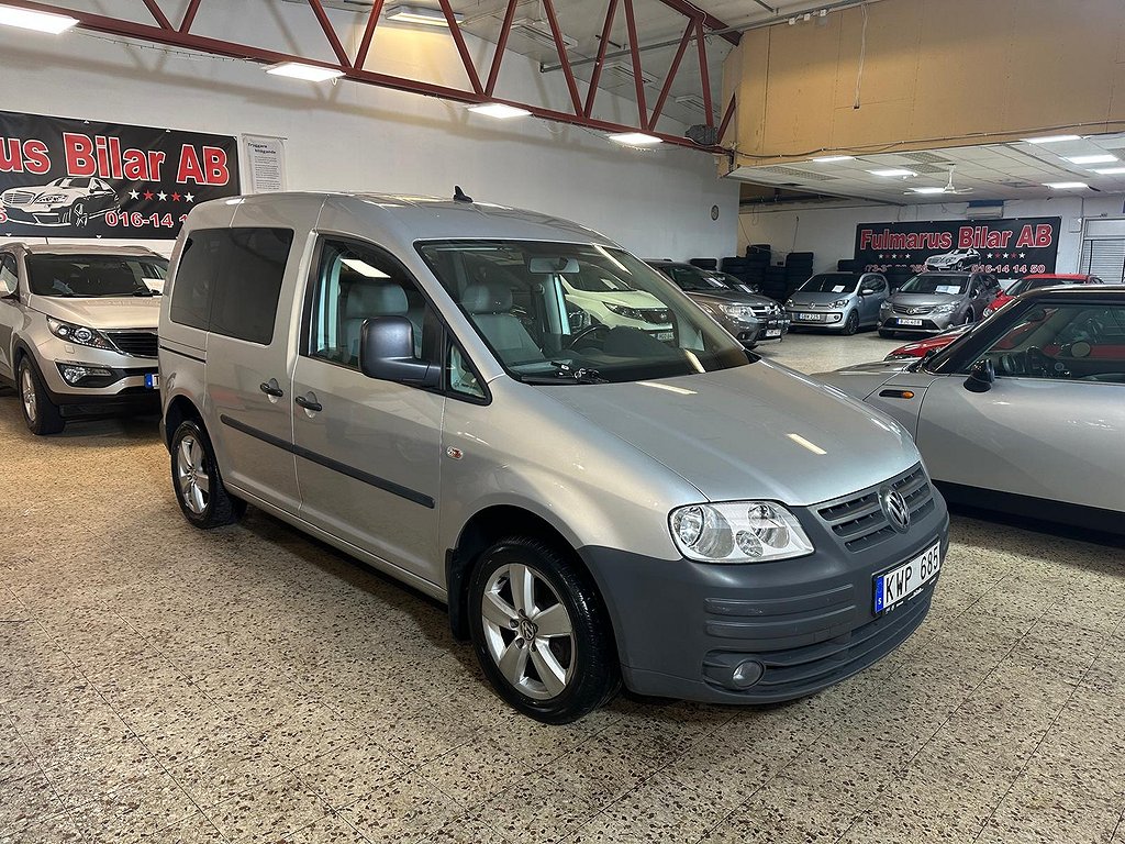 Volkswagen Caddy 1.9 TDI Automat 7 Sits Ny Kamrem & Ny Besiktigad Lågmil 