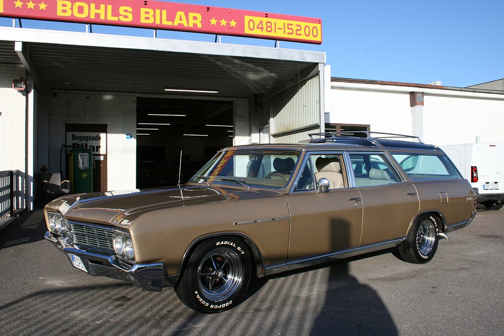Buick Sport Wagon Custom V8