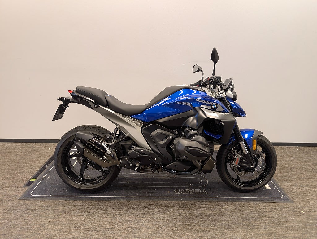 BMW R1300R 