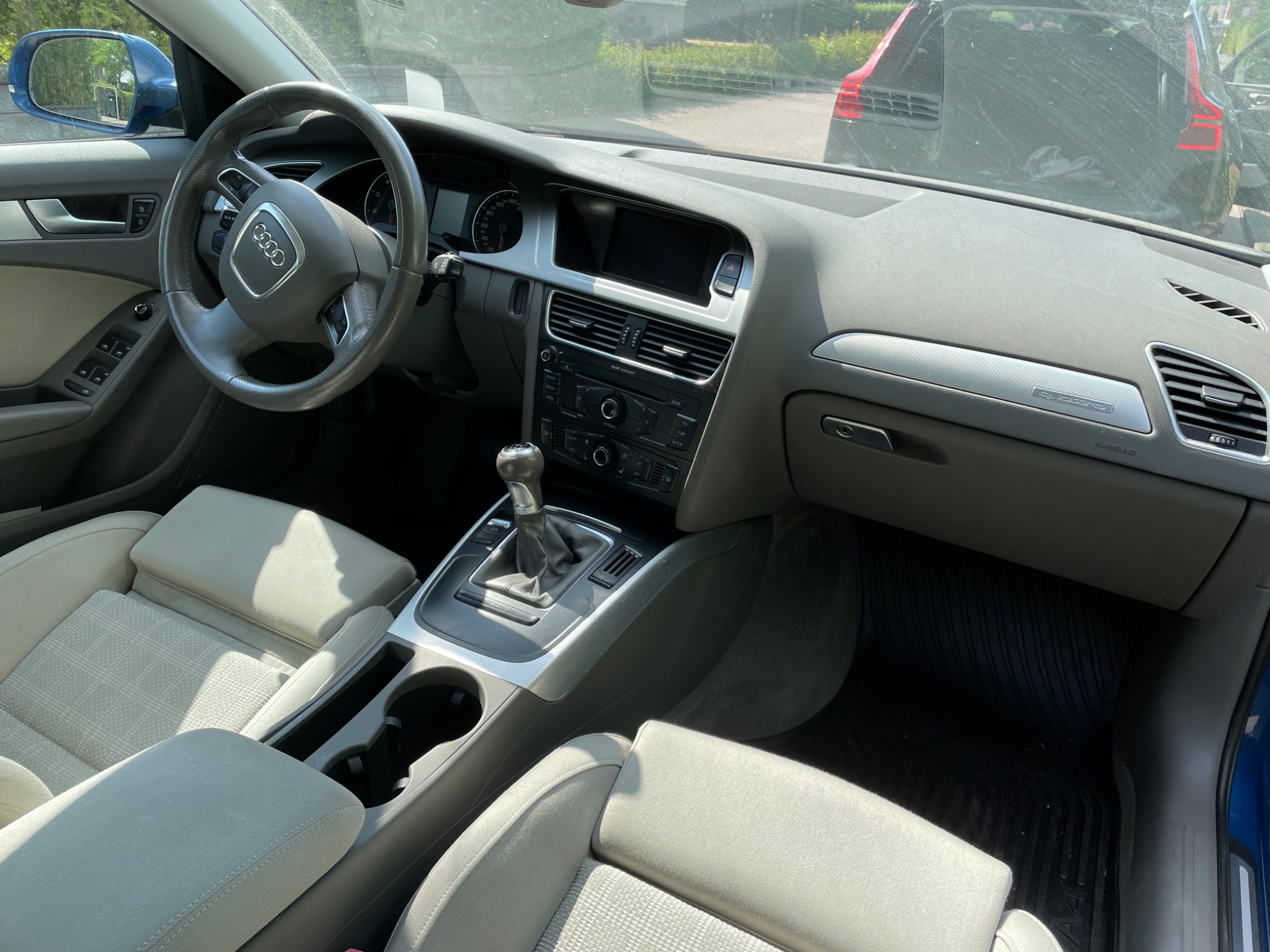 Audi A4 2012, bild 4/42