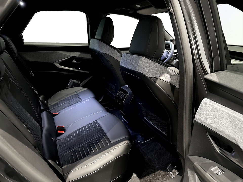 Bild på Peugeot 3008 GT Ultimate Hybrid 145hk Aut - 360,ELSTOL,CARPLAY