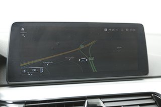 Kombi BMW 530e 24 av 26