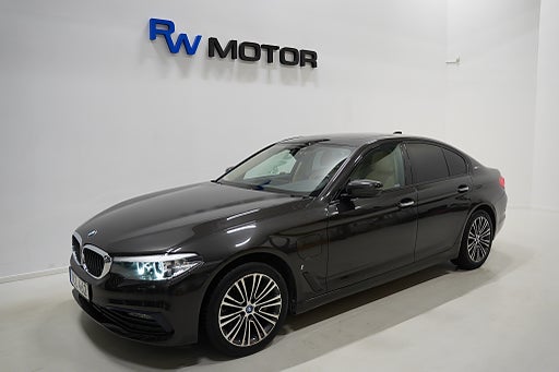 BMW 530e Sedan 252hk Sport line 360° H/K Pano Skinn Soft close