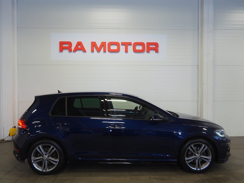 Volkswagen Golf 1.5 TSI 150hk GT R-Line Drag Kamera Pluspaket Keyless 2020