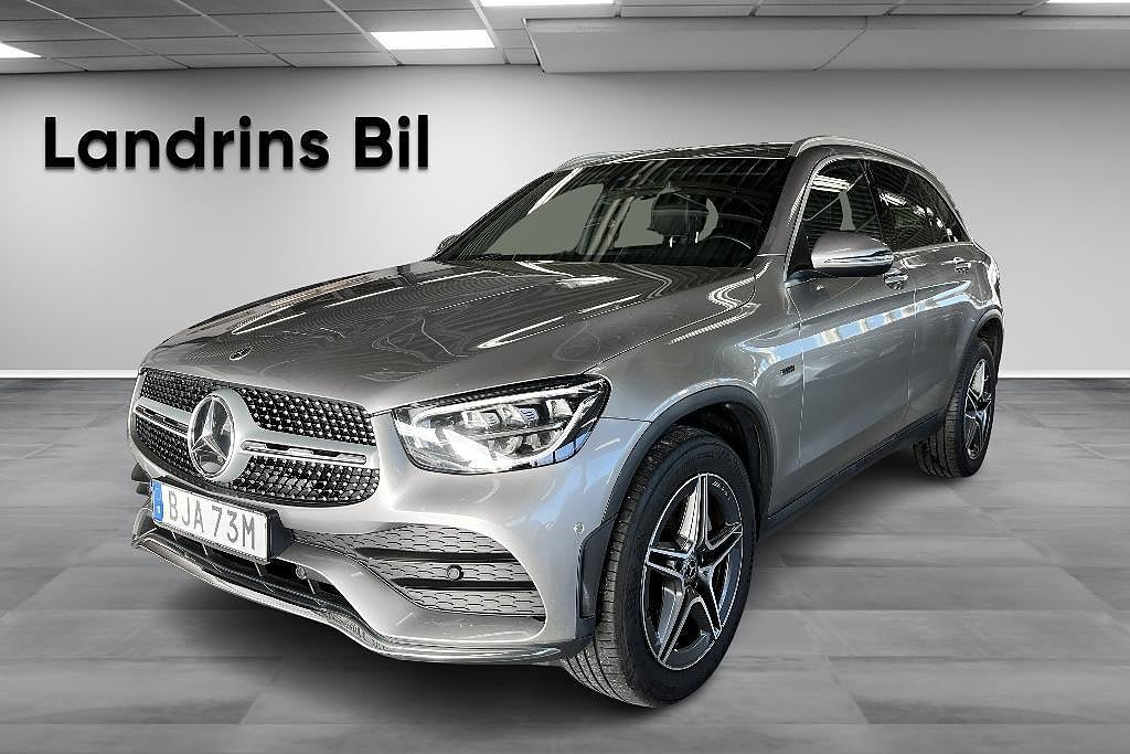Mercedes-Benz GLC300 de 300 de 4MATIC / AMG Line / Elstolar / Drag  / Värmare