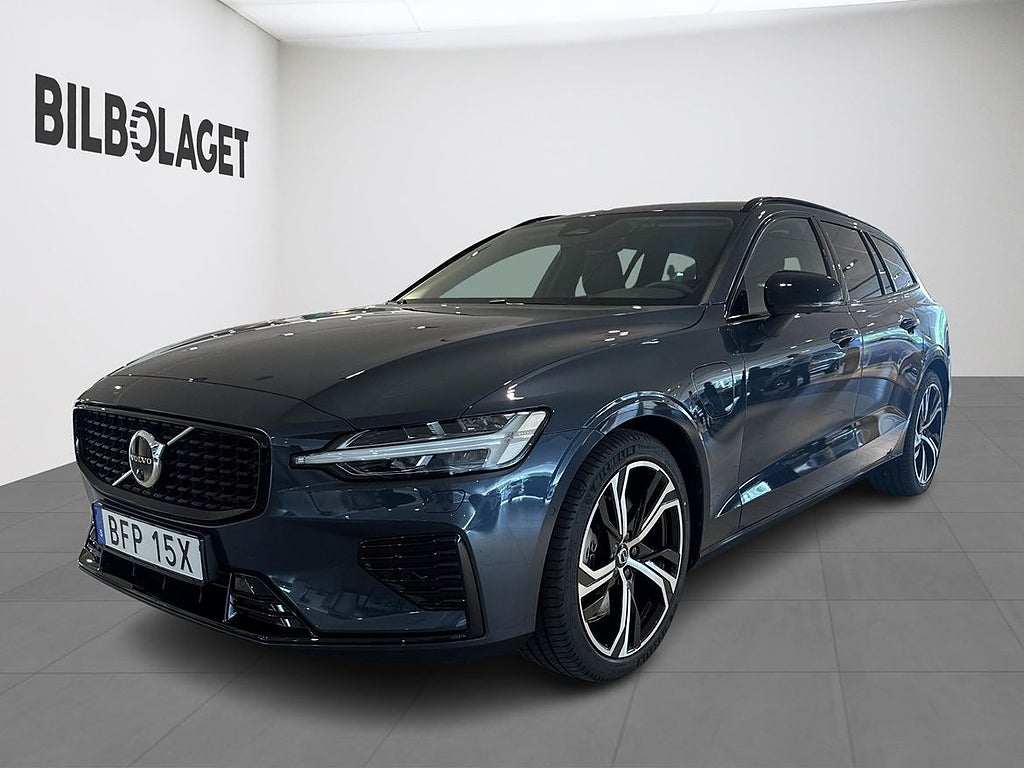 Volvo V60 T6 Plus Dark Nordic Edition (360 Kamera,Drag,Ha...