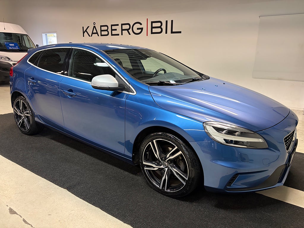Volvo V40 D3 R-Design / Drag / Låga mil / kamrem bytt