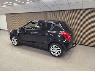 Suzuki Swift Hybrid AllGrip Euro 6 — bild 4 av 11