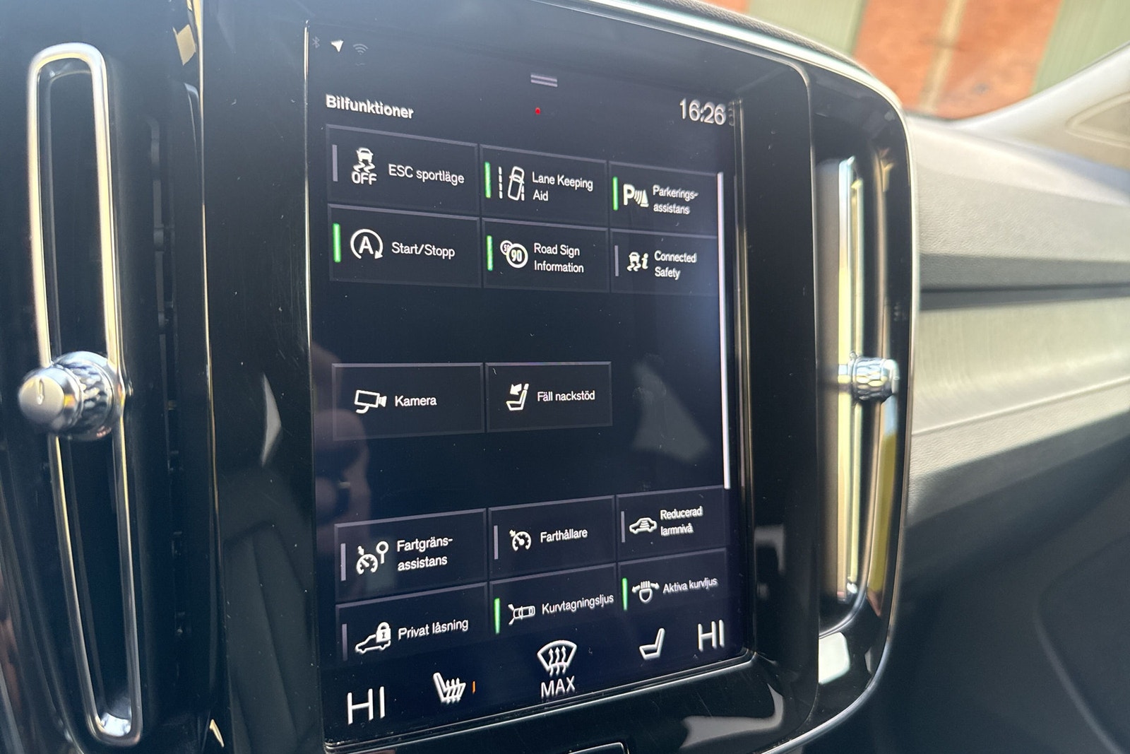 Volvo XC40 D3 Geartronic Inscription Orrefors Navi Drag 2020 - miniatyr 17