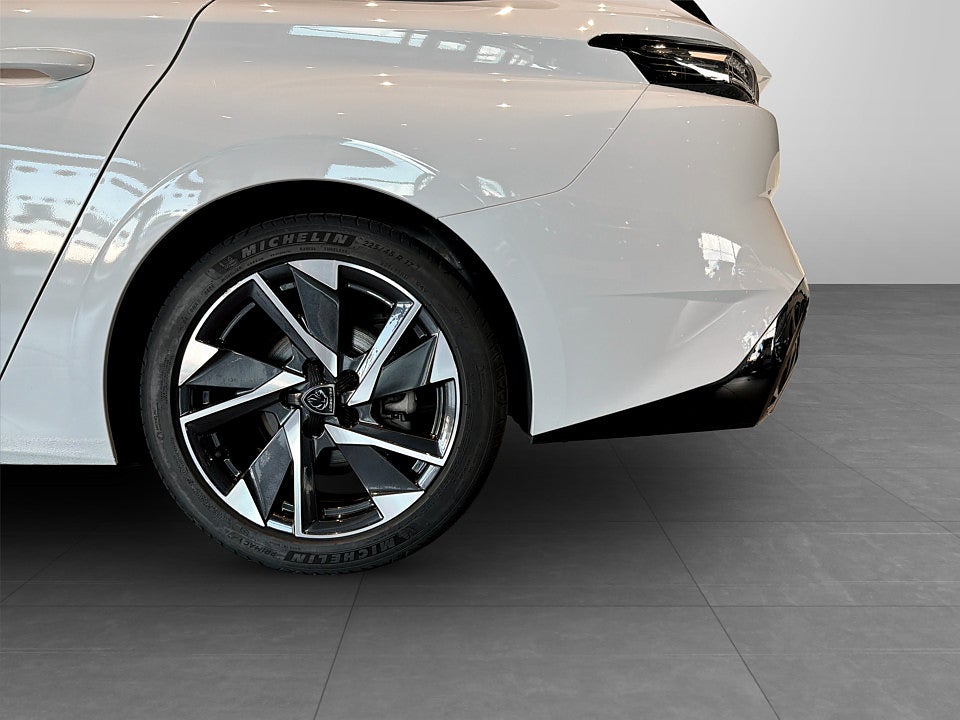 Bild på Peugeot 308 sw Allure Hybrid 145hk Aut BACKKAMERA KEYLESS