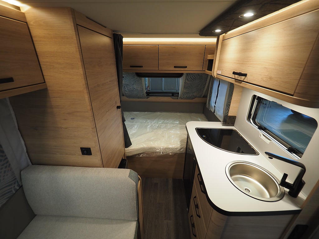 Weinsberg Caraone 390 QD 1150kg 2026