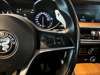 Alfa Romeo Stelvio 2.0 Turbo 16V Q4 Super Drag/MoK/SoV/Navi