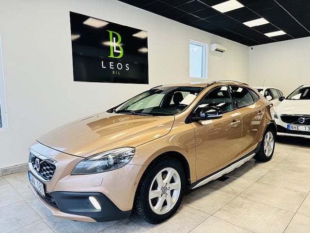 Volvo V40 Cross Country D4 Geartronic Summum B-kamera//Drag