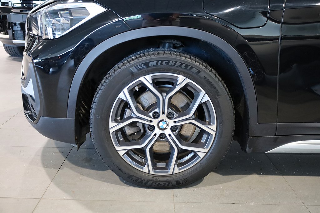BMW X1 xDrive25e xLine Pano Navi Kamera Drag Head up 2021