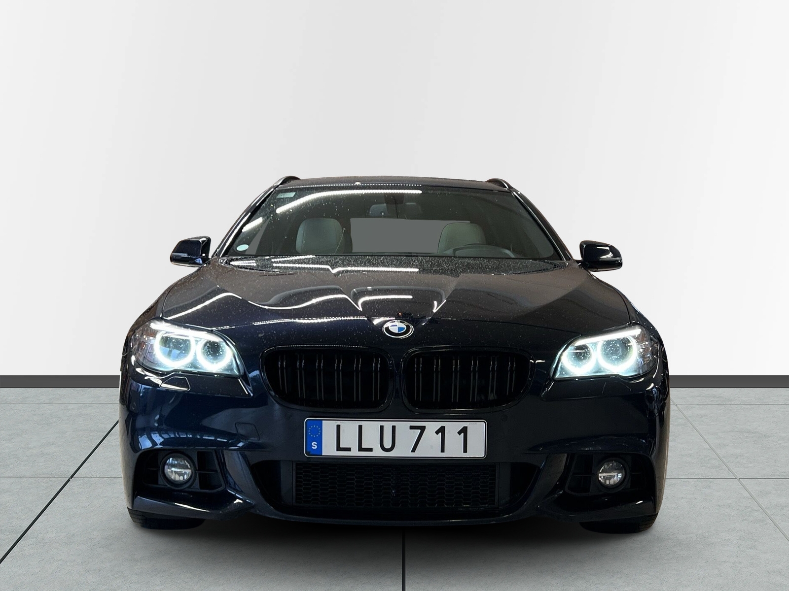 BMW 520 2016, bild 2/48