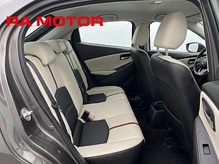 Halvkombi Mazda 2 18 av 24