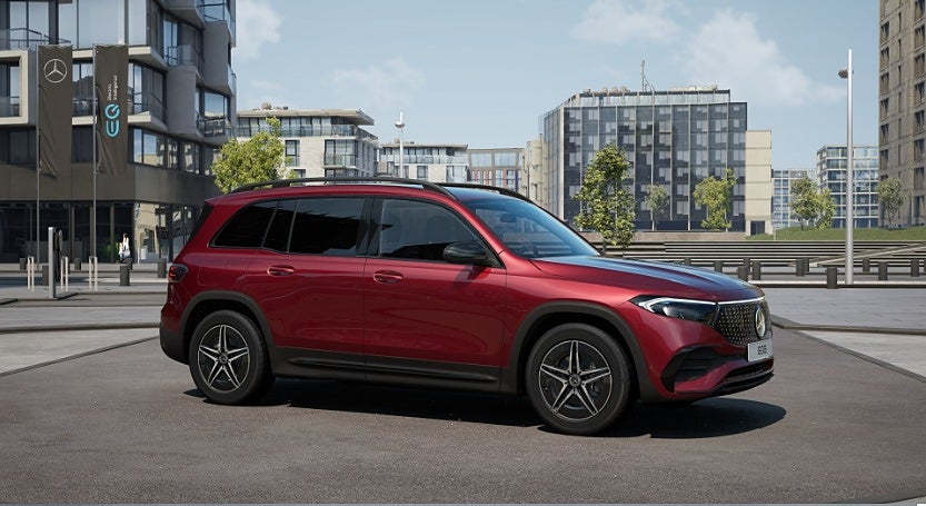 Mercedes-Benz EQB 300 4MATIC SUV AMG-Line 7-Sits *LAGERBIL*