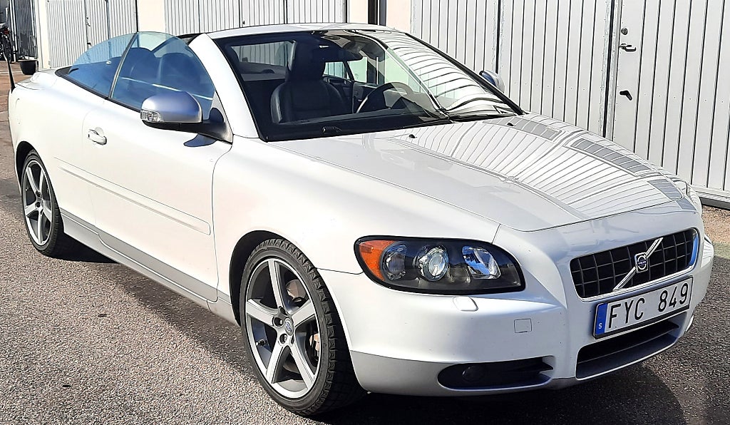 Volvo C70 2.0 D Summum Euro 4 Extremt låga mil!