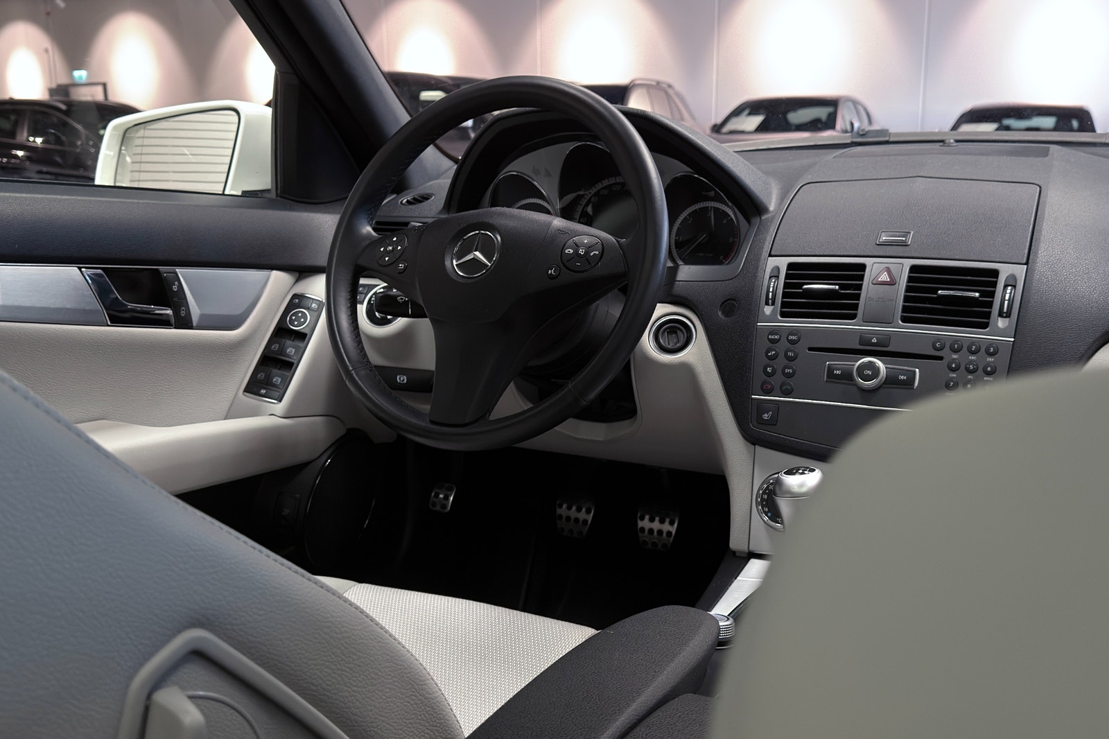 Mercedes-Benz C 220 CDI AMG Sport Avantgarde|Panorama|Svsåld 2011 - miniatyr 17