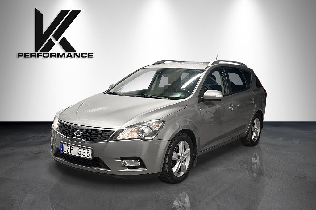 Kia Ceed cee'd_sw 1.6 CRDi ECO Euro 5 | DRAGKROK | PDC