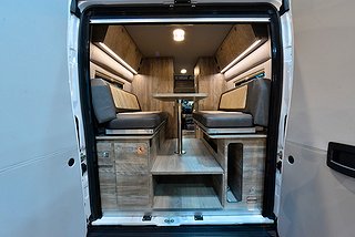 Husbil-halvintegrerad Robeta Helios 160HK Automat 8 av 14