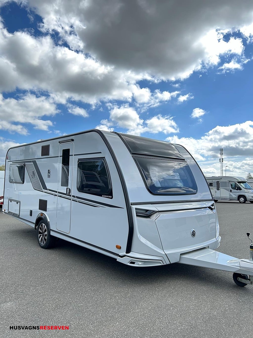 Knaus SÜDWIND BLACK SELECTION 580 UF