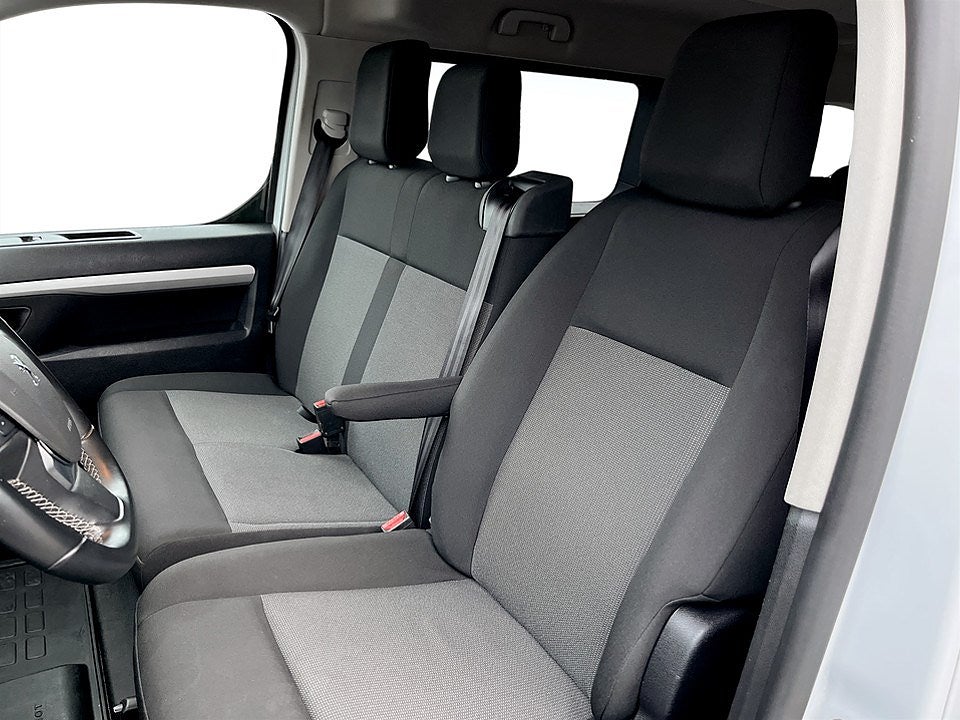 Bild på Peugeot Traveller Business 1.5 BHDi 140hk Aut L3 - EN ÄGARE, FARTHÅLLARE