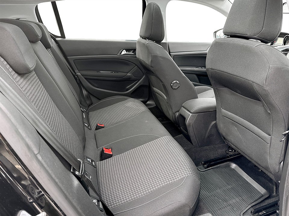 Bild på Peugeot 308 5D STYLE 1.2 PT 130hk Aut PANO B-KAMERA 