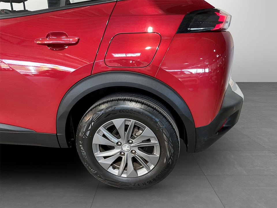 Bild på Peugeot 2008 Active 1.2 PT 130hk Aut B-KAMERA CARPLAY