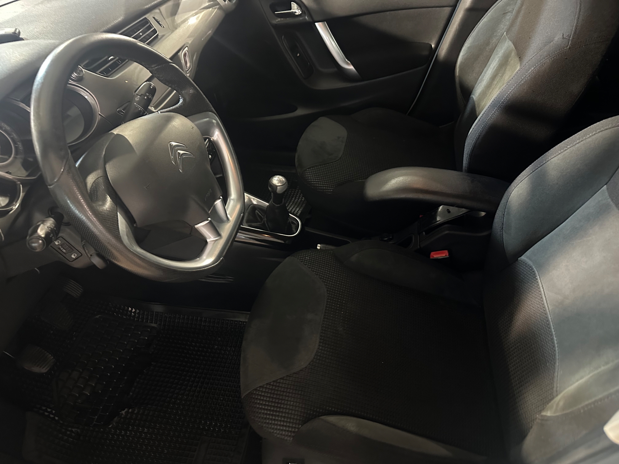 Citroen C3 2010, bild 6/10