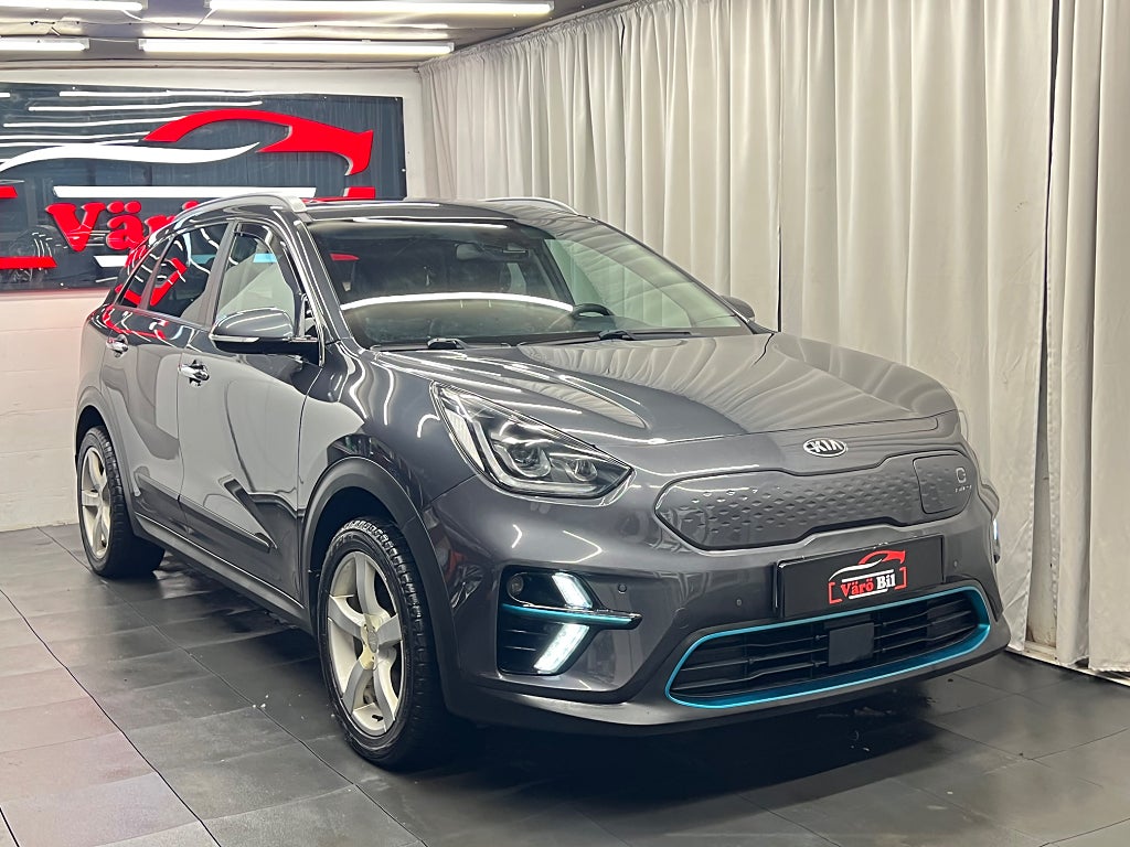 Kia E-Niro Nyservad l 64 kWh l Advance Plus l Räckvidd 455km 