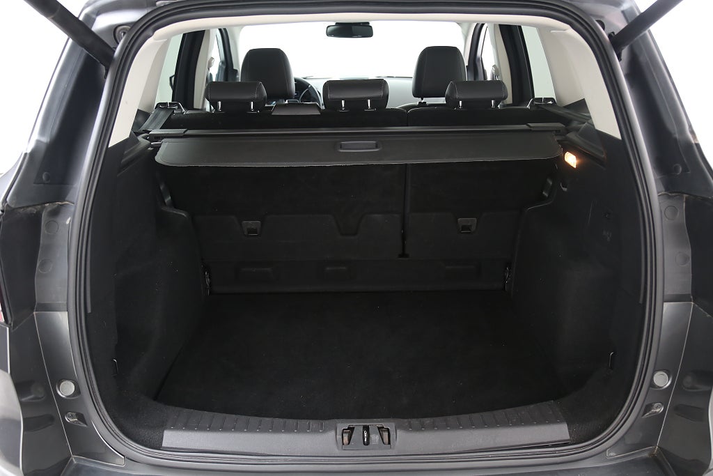 Ford Kuga 1,5 EcoBoost 182hk Titanium AWD Aut Park.värme Drag 2017