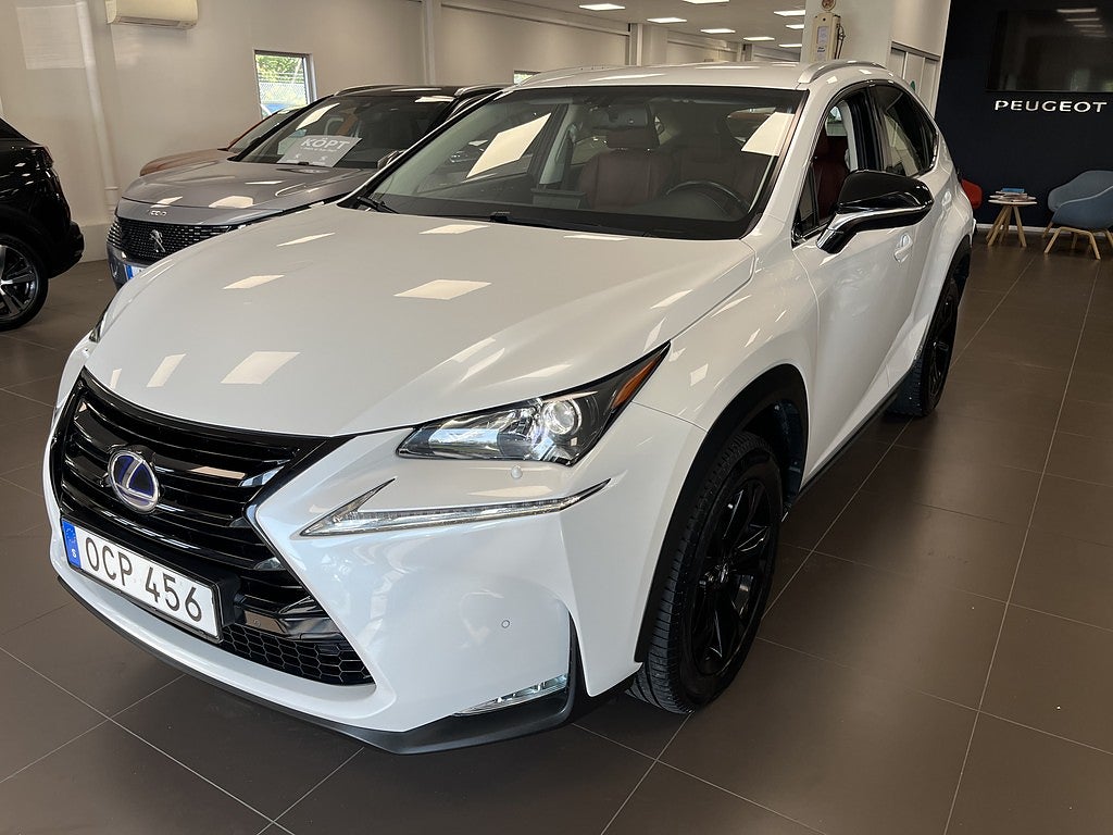 Lexus NX 300h AWD 2.5 AWD E-CVT F Sport Euro 6