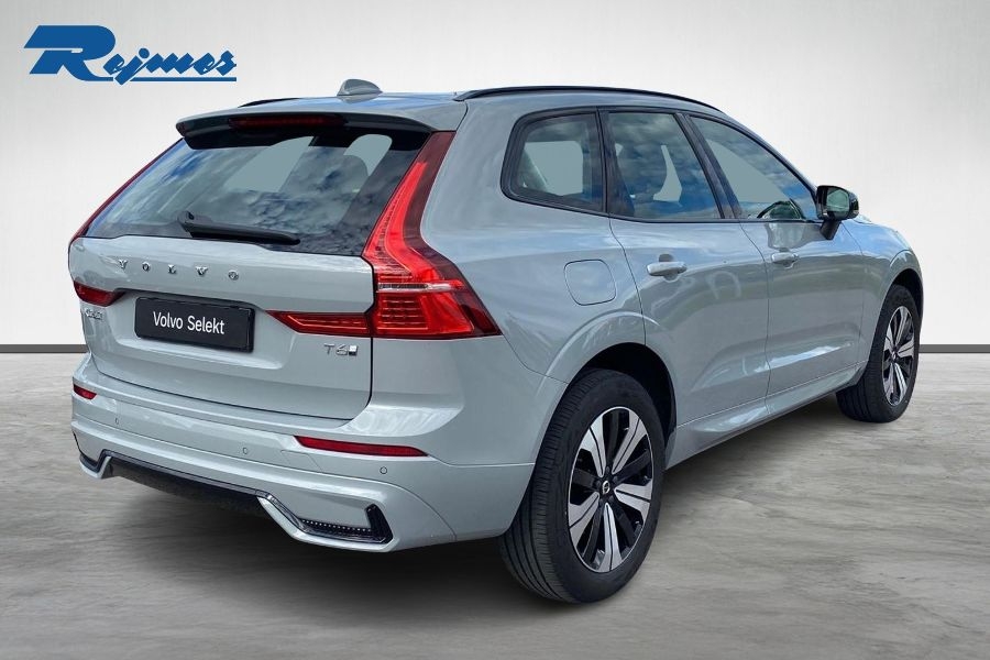 Volvo XC60 T6 Plus Dark Edition 2025, bild 2/70