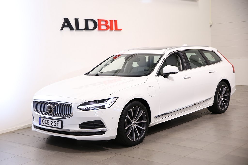 Volvo V90 Recharge T6 340hk AWD Inscription / Klimat / Drag / Läder / Pano