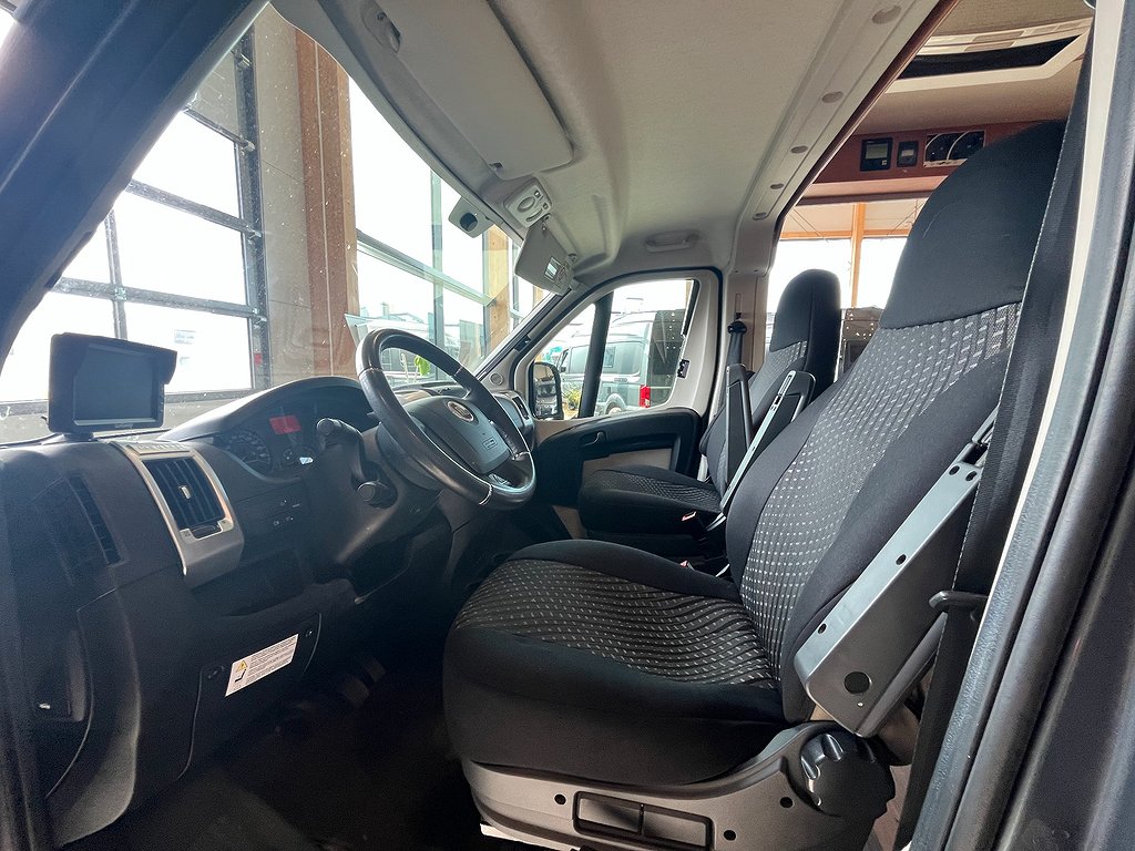 Carthago Malibu / Automat 150hk / Under 6m / B-kort - Carthago