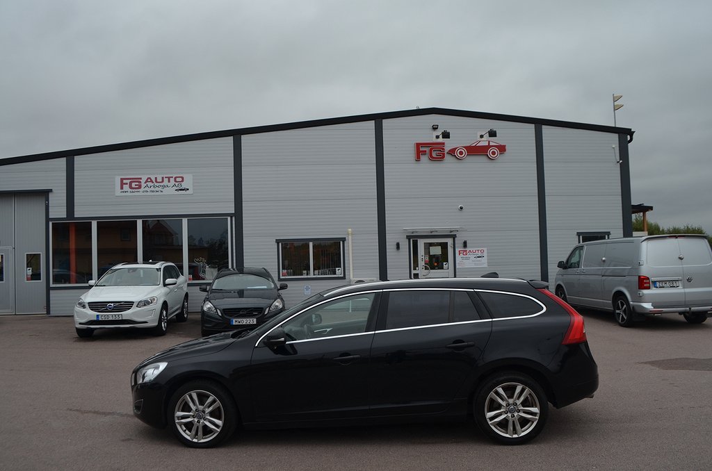 Volvo V60 D5 Summum 205 hk VOC Navi BLIS