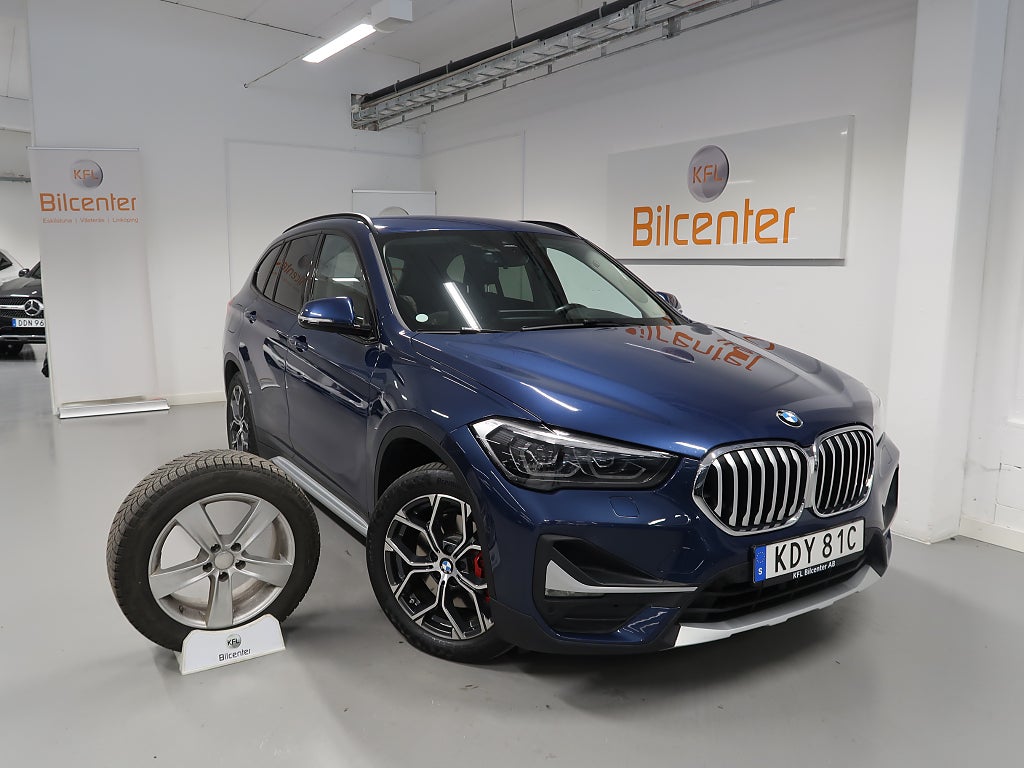BMW X1 xDrive25e V-Däck ingår HUD-Drag-Kamera-AdaptivFH-Rattvä