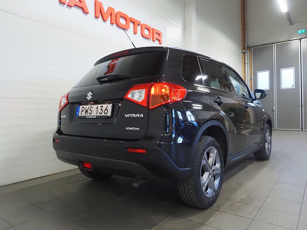 Suzuki Vitara 1.6 VVT 120hk AllGrip 4x4 Exclusive Backkamera ACC
