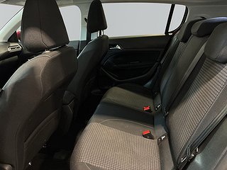Peugeot 308 1.2 PureTech 130 Active Pano Psens S&V-däck