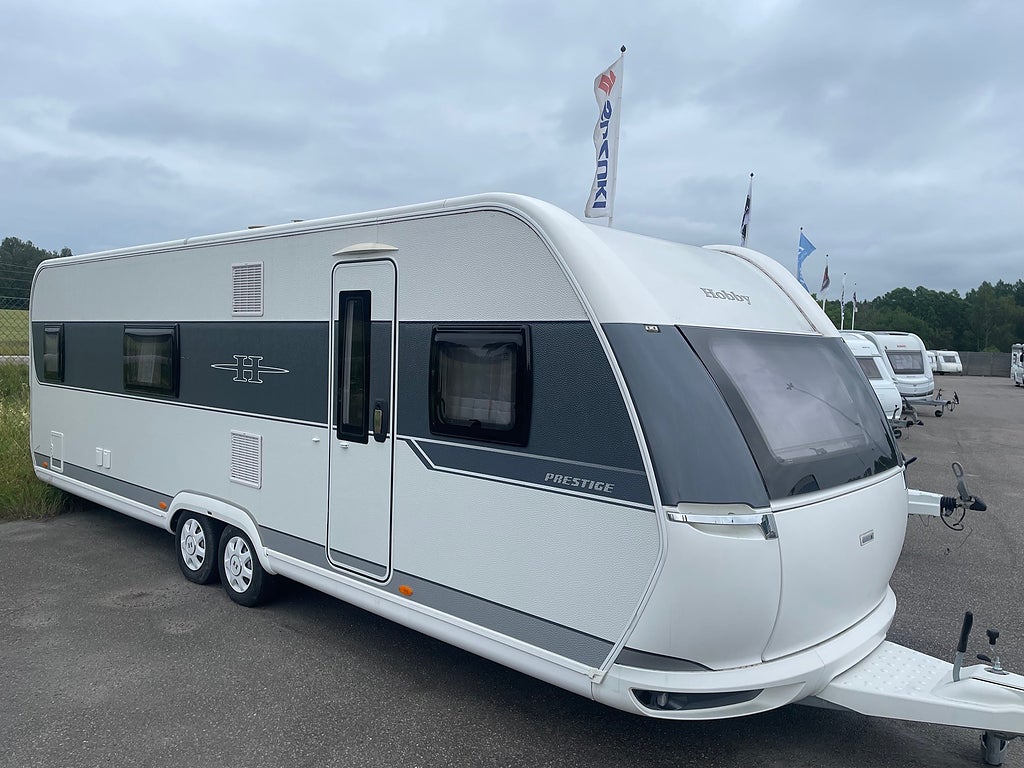 Hobby 720 KFU, 2-vånings, Förtält, 2500 kg 