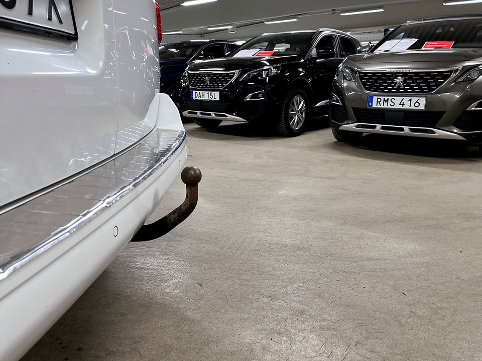 Bild på Peugeot Expert PRO+ 2.0 BHDi Aut L2 B-KAMERA DRAG 180hk