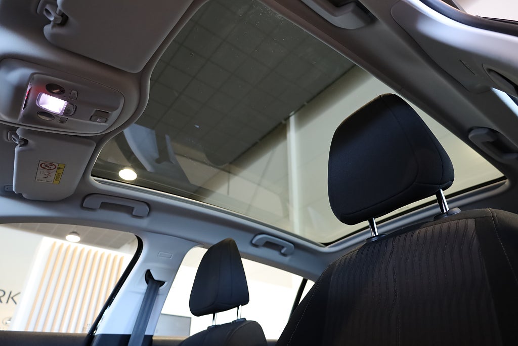 Peugeot 308 1,6 THP 125hk Active 5D Panorama Navi Blåtand